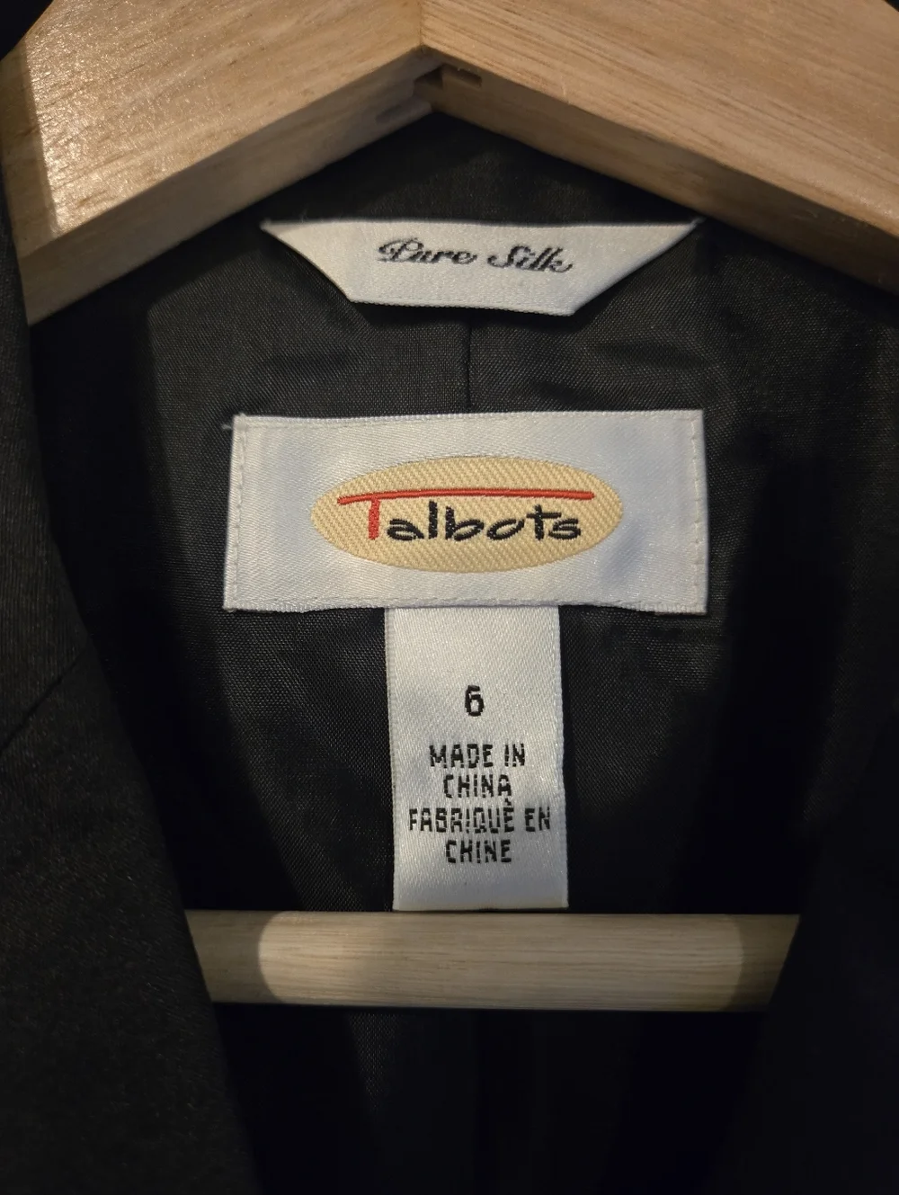 Vintage Talbots Pure Silk Blazer Black Size 6 Classic Tailored Quiet Luxury - Picture 3 of 7